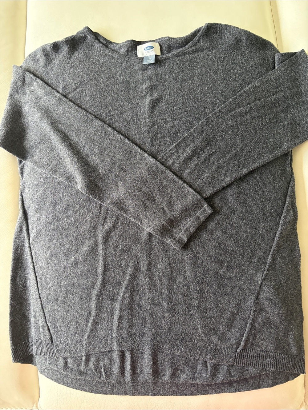 Old Navy Classic Women’s Charcoal Crewneck Sweater